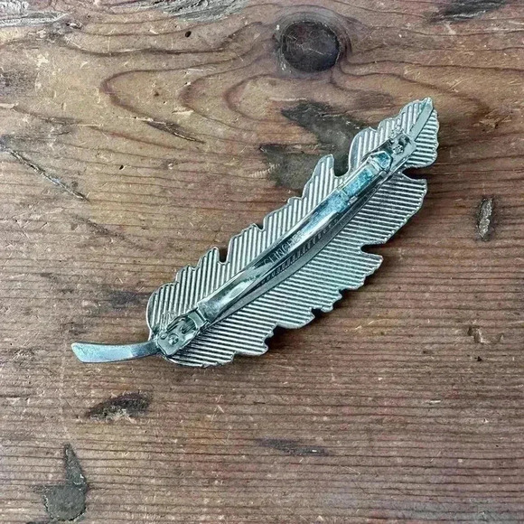 Silver Leaf-Shaped Hair Barrette NWOT - Picture 2 of 2
